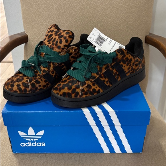 New Adidas Campus 00s Leopard Print
Black - JH9768 - Picture 1 of 8